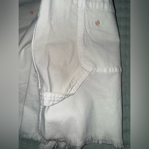 American Eagle Highest Rise 90s Boyfriend Shorts w embroidered flowers Size 18 - Picture 5 of 13